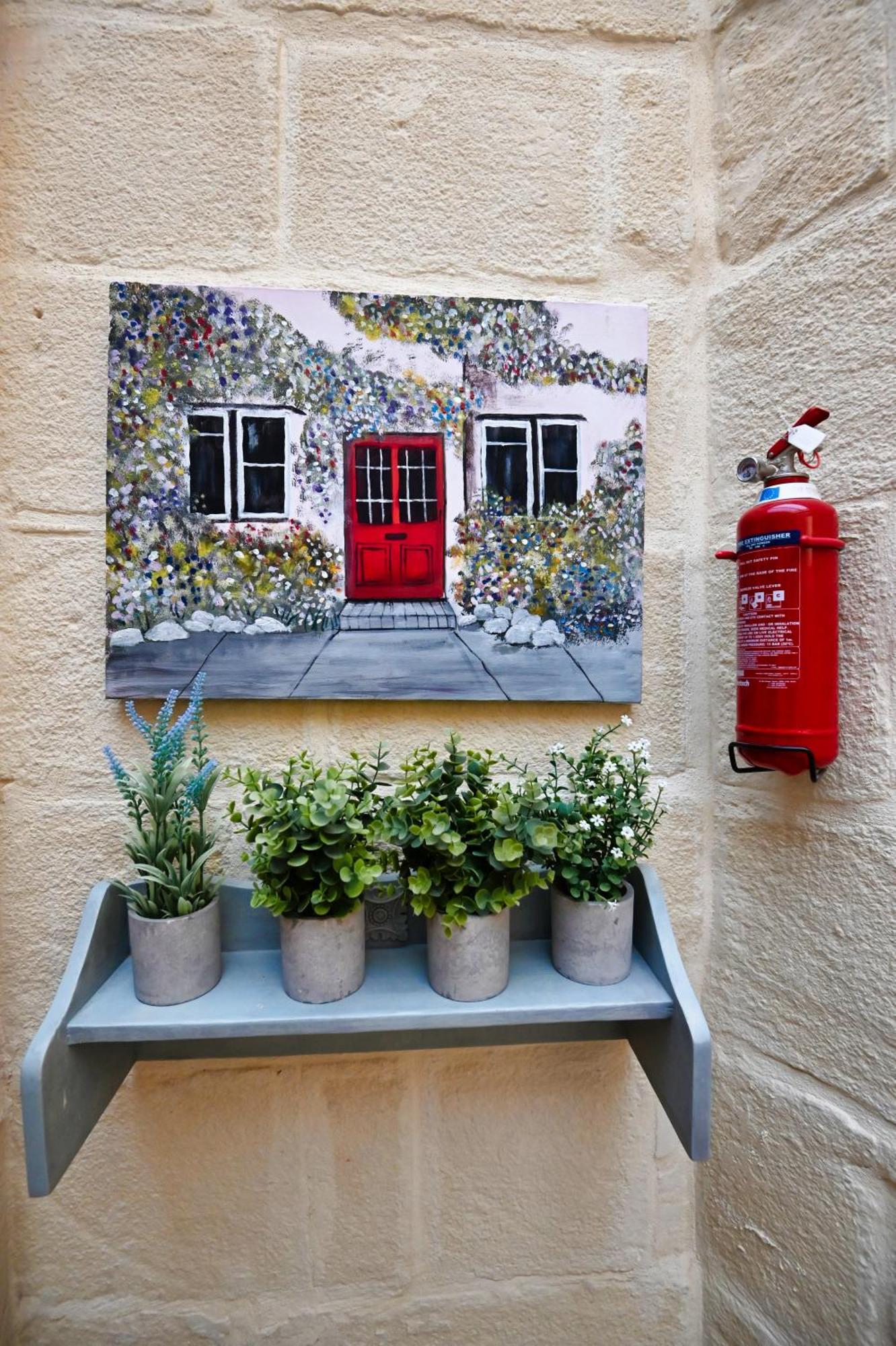 The Cloisters Bed And Breakfast Xaghra Exterior photo